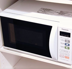 Microwave / Kettle